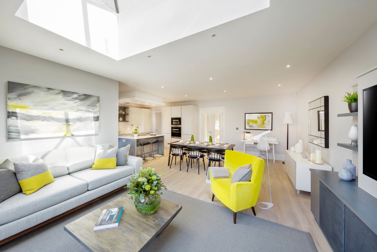 Wickham Fields, Hazeley Road, Twyford, Hampshire, SO21 - Charters