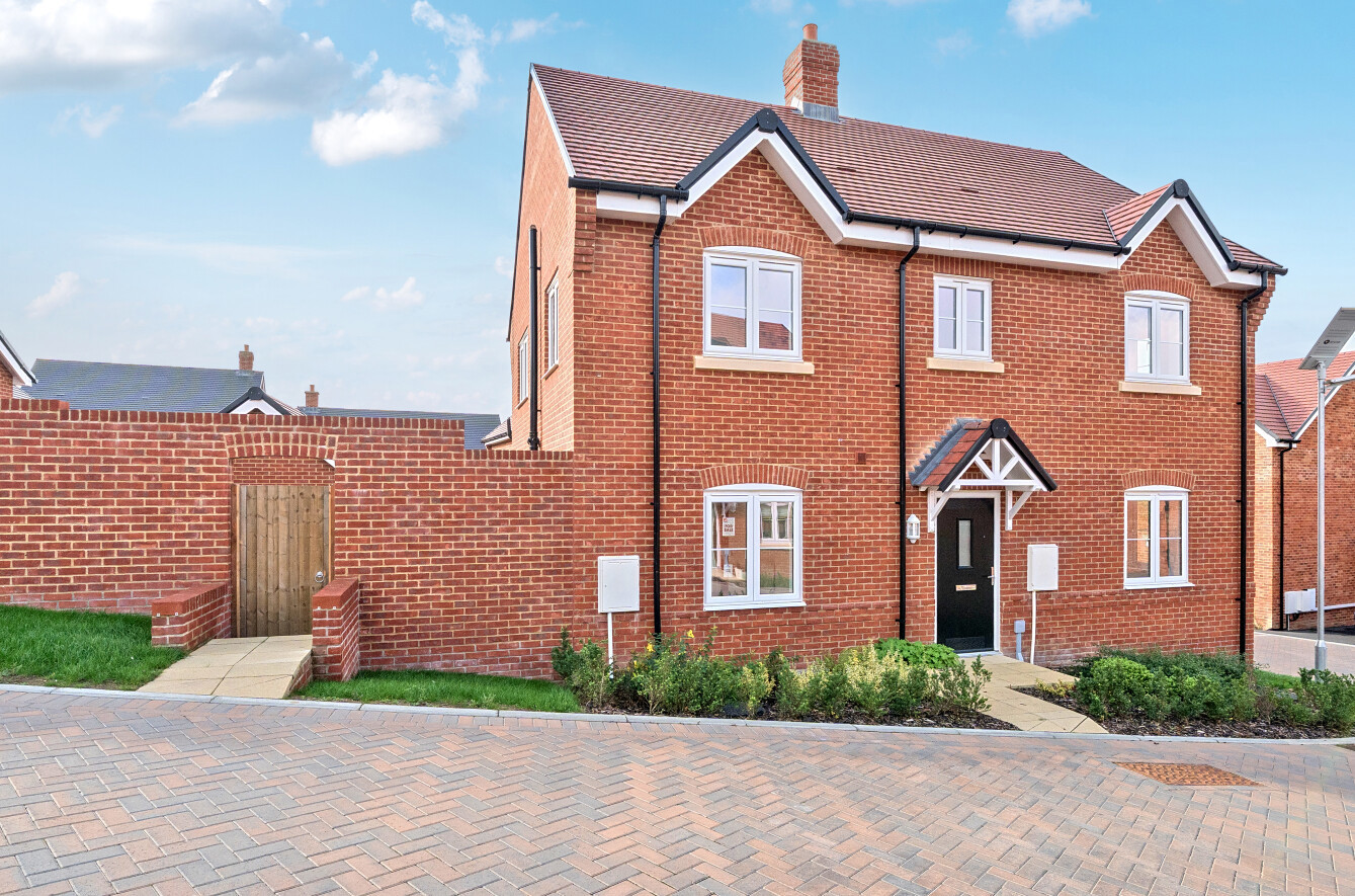 Selborne Park, Selborne Road, Alton, Hampshire, GU34