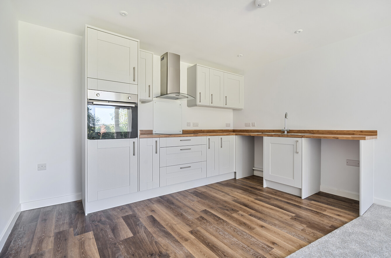 Woodview, Bridge Road, Sarisbury Green, Southampton, SO31 - Charters