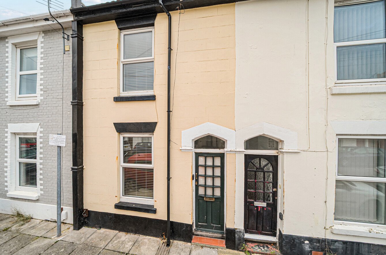 Beatrice Road, Southsea, Hampshire, PO4 - Charters