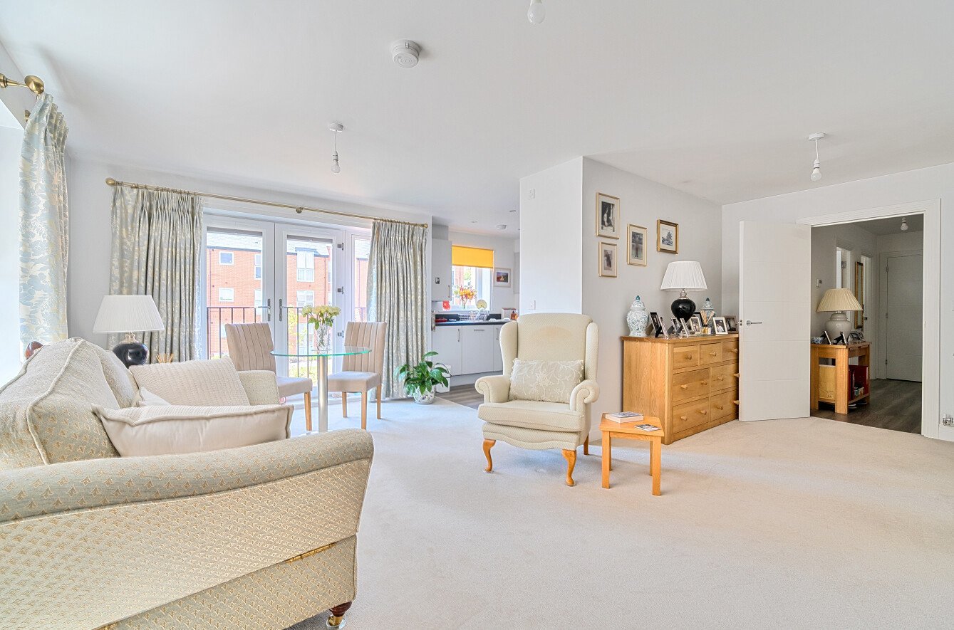 Canitz Way, Winchester, Hampshire, SO22 - Charters