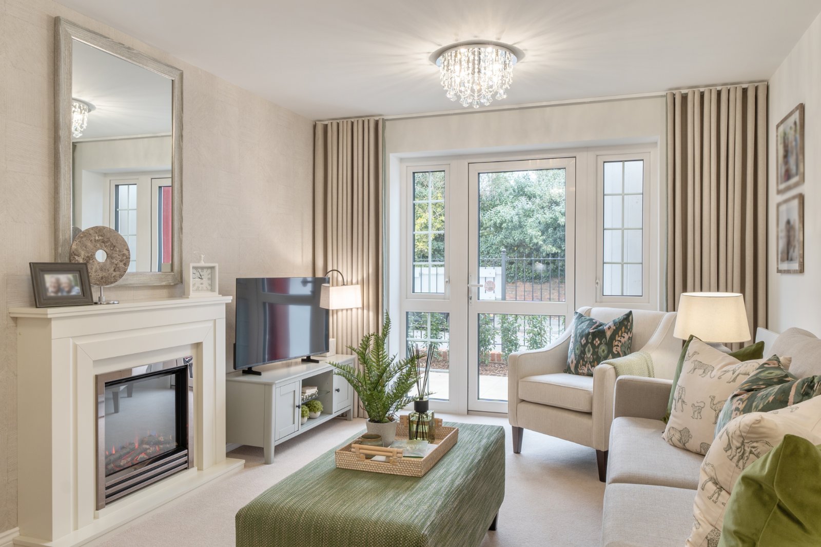 Broadwater Road, Romsey, Hampshire, SO51 - Charters