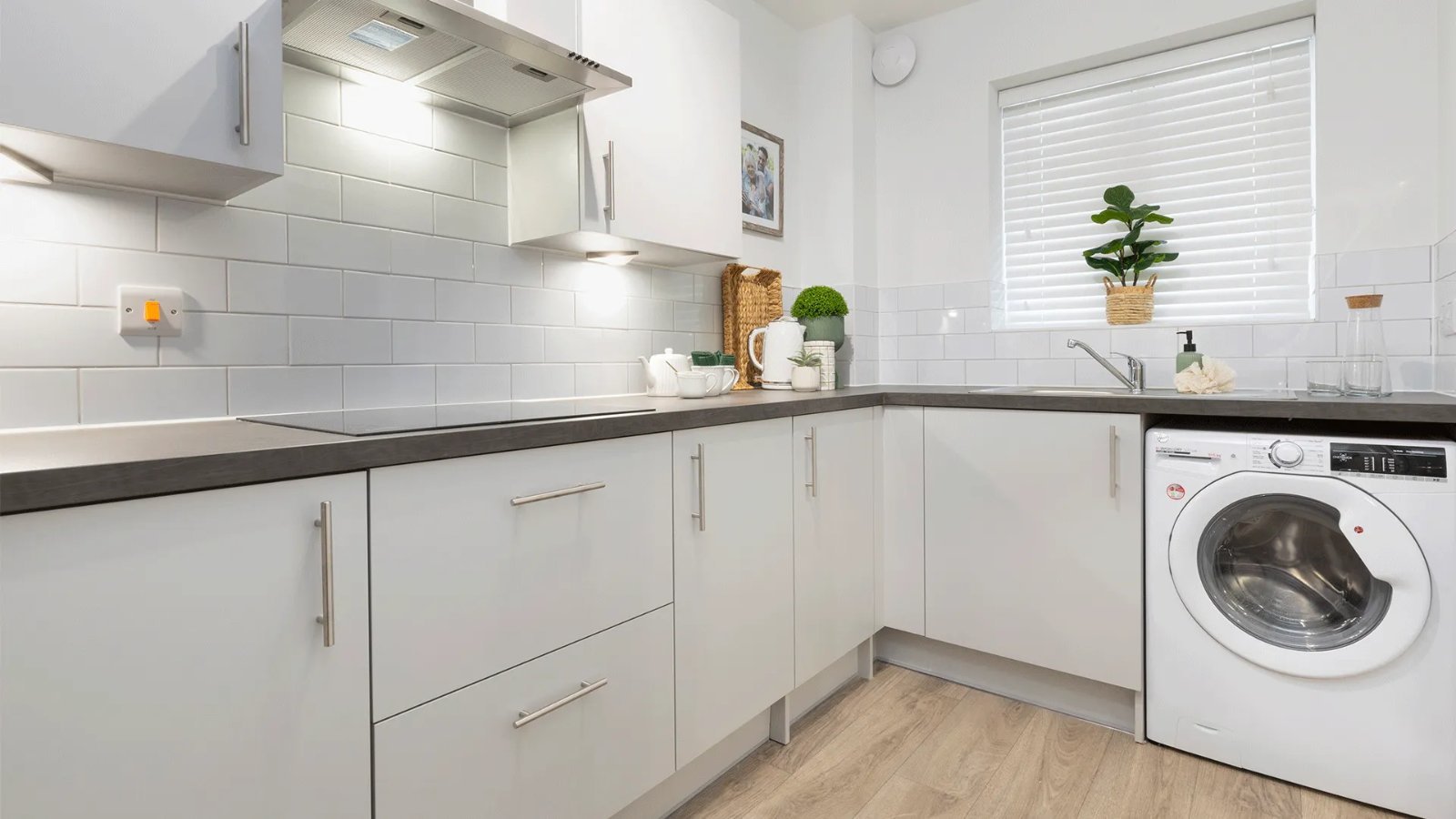 Broadwater Road, Romsey, Hampshire, SO51 - Charters