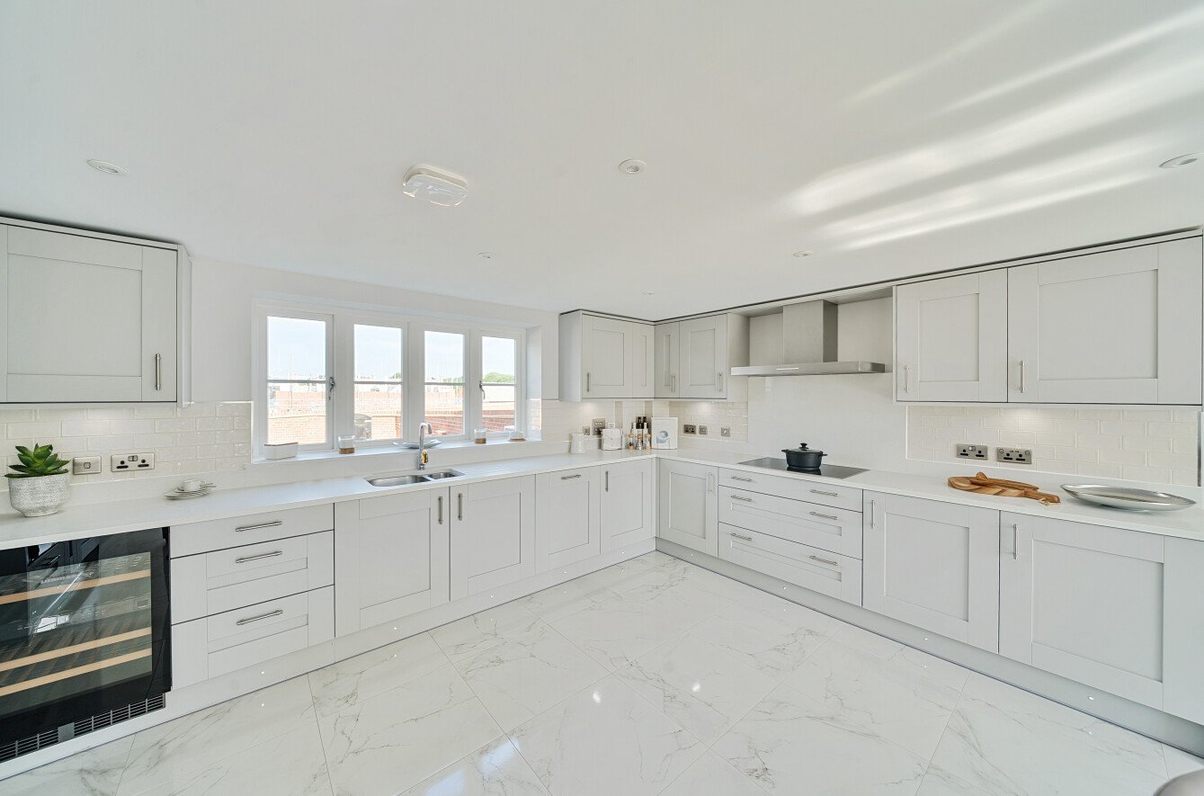 Gold Lane, North Baddesley, Hampshire, SO52 - Charters