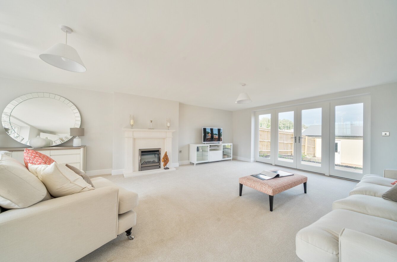 Gold Lane, North Baddesley, Hampshire, SO52 - Charters