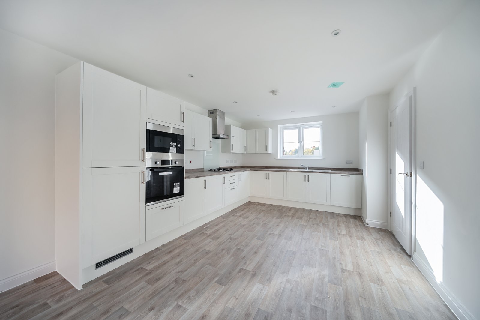 Cowslip Meadow, Alton, Hampshire, GU34 - Charters