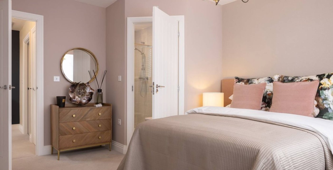 Woodhouse Road, Winchester, Hampshire, SO22 - Charters