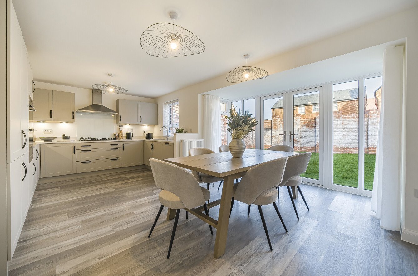 Arle Road, Curbridge, Southampton, Hampshire, SO30 Arle Road, Curbridge, Southampton, Hampshire, SO30 - Charters