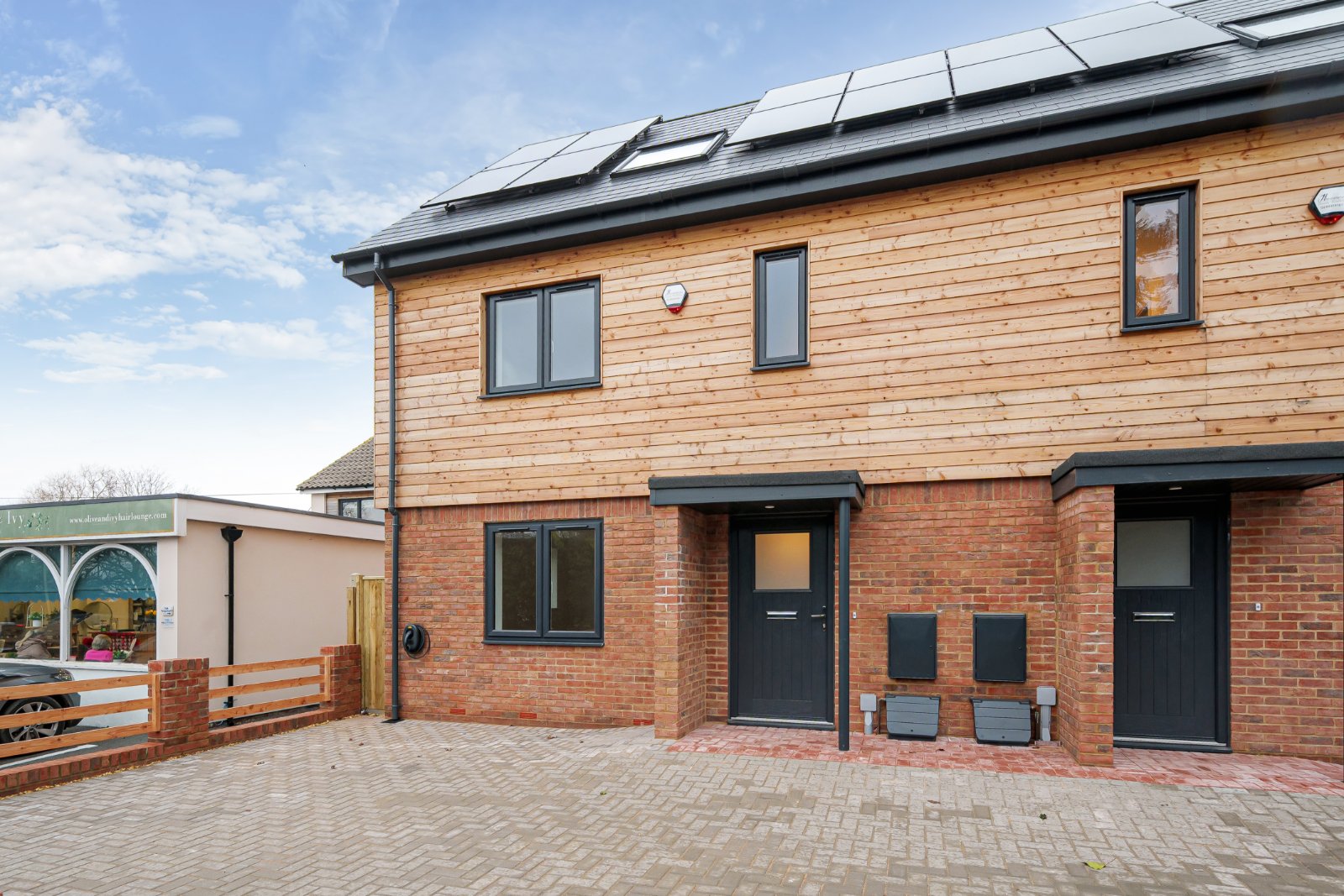 Bridge Road, Sarisbury Green, Southampton, Hampshire, SO31 - Charters