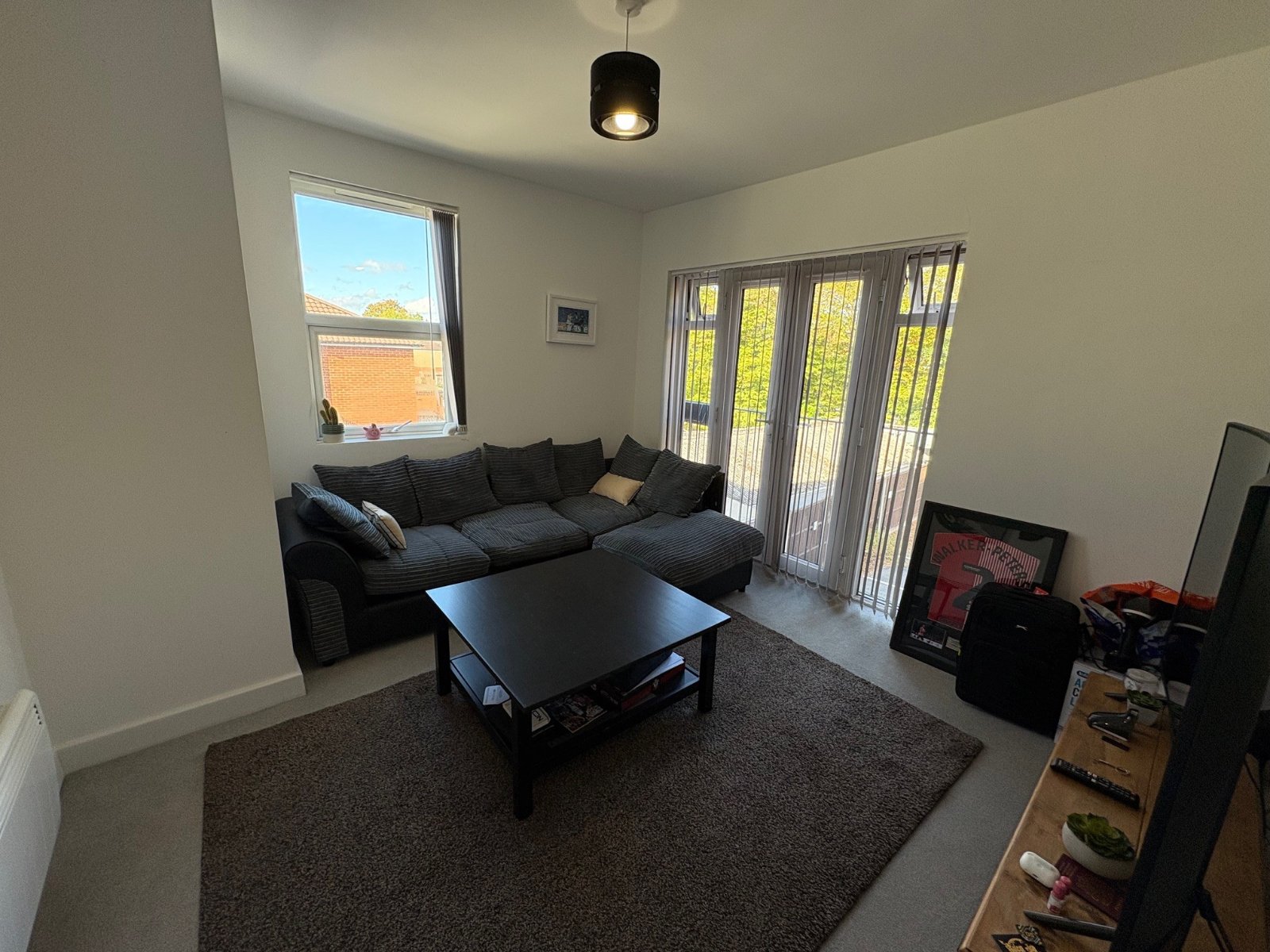 Leigh Road, Eastleigh, Hampshire, SO50 - Charters