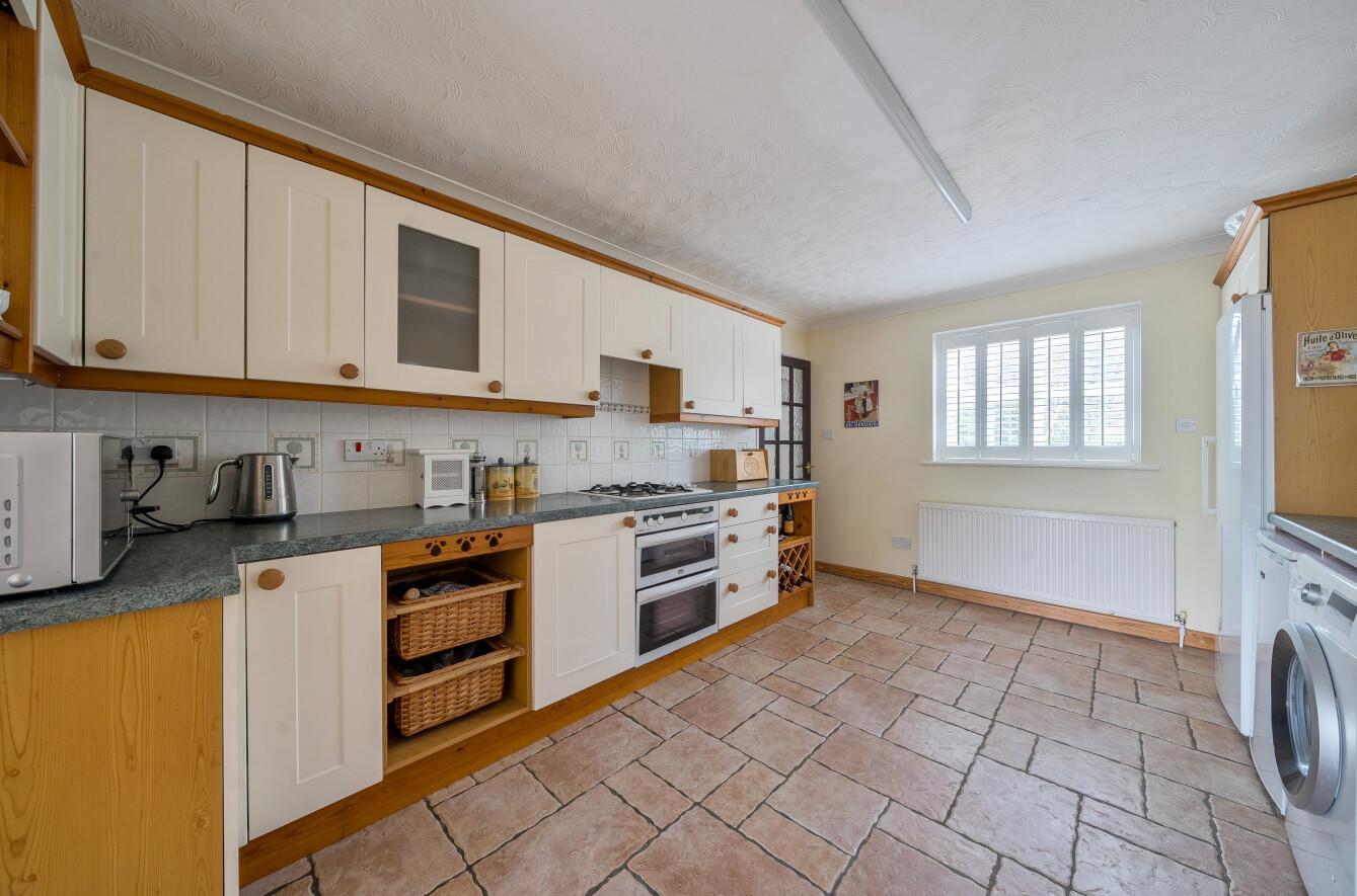Woodlands Road, Woodlands, Southampton, Hampshire, SO40 - Charters