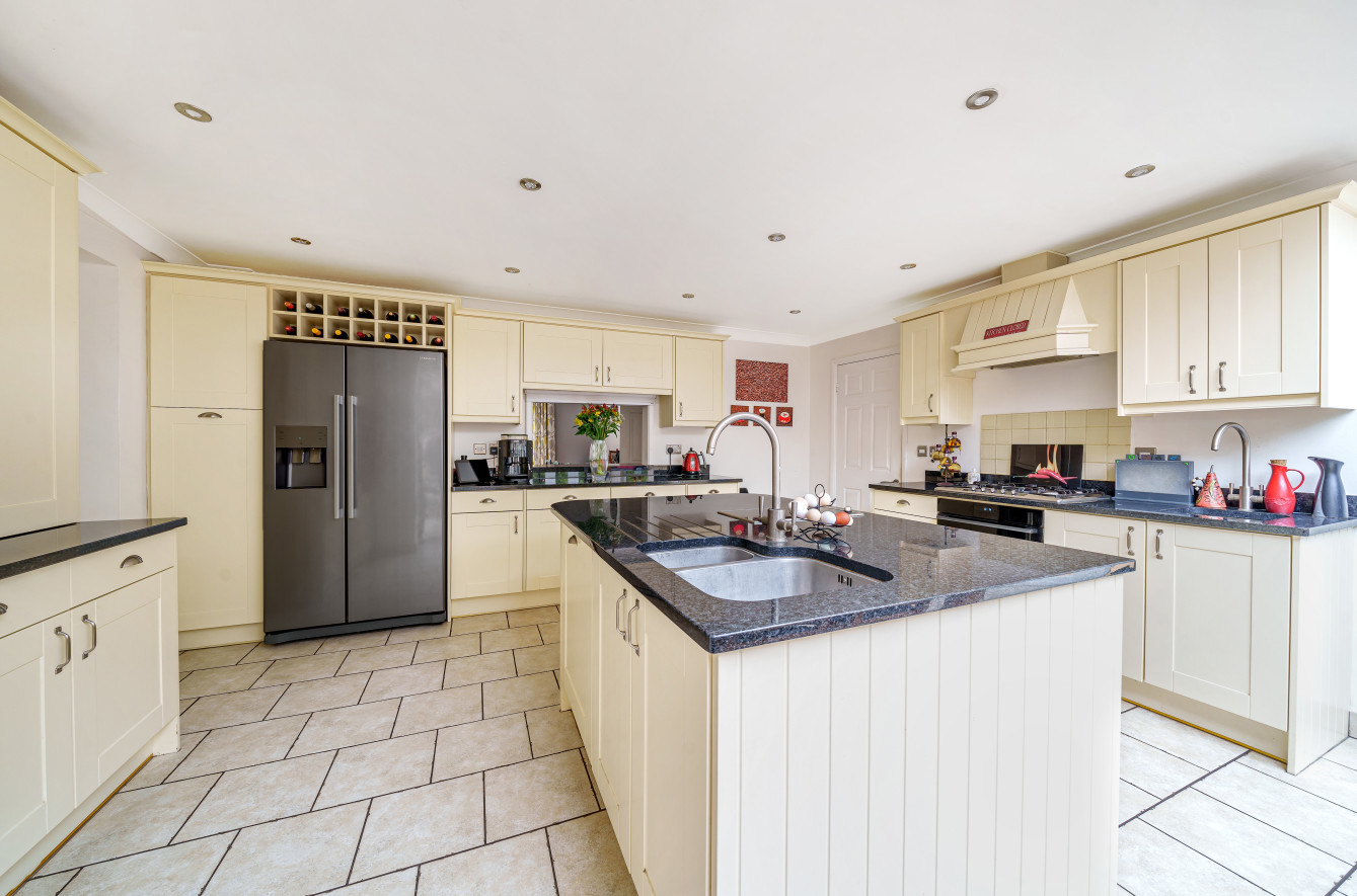 Straight Mile, Ampfield, Romsey, Hampshire, SO51 - Charters