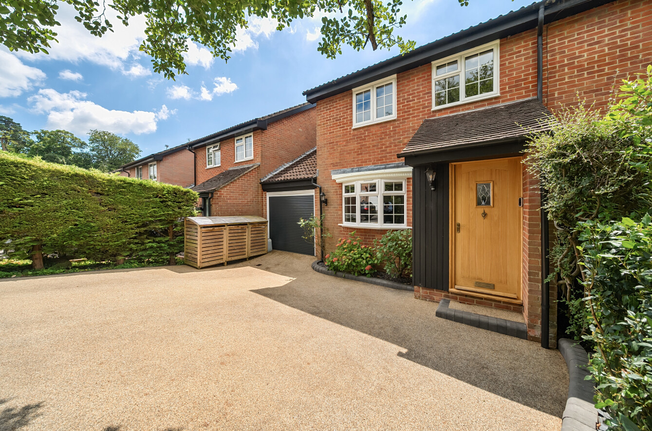 Bossington Close, Rownhams, Southampton, Hampshire, SO16