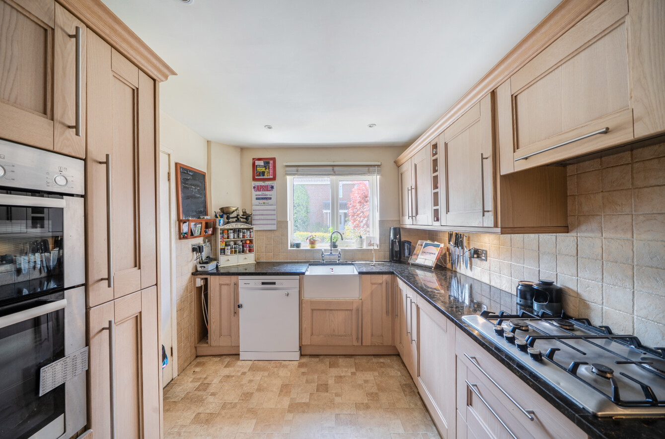 Launcelyn Close, North Baddesley, Southampton, Hampshire, SO52 - Charters