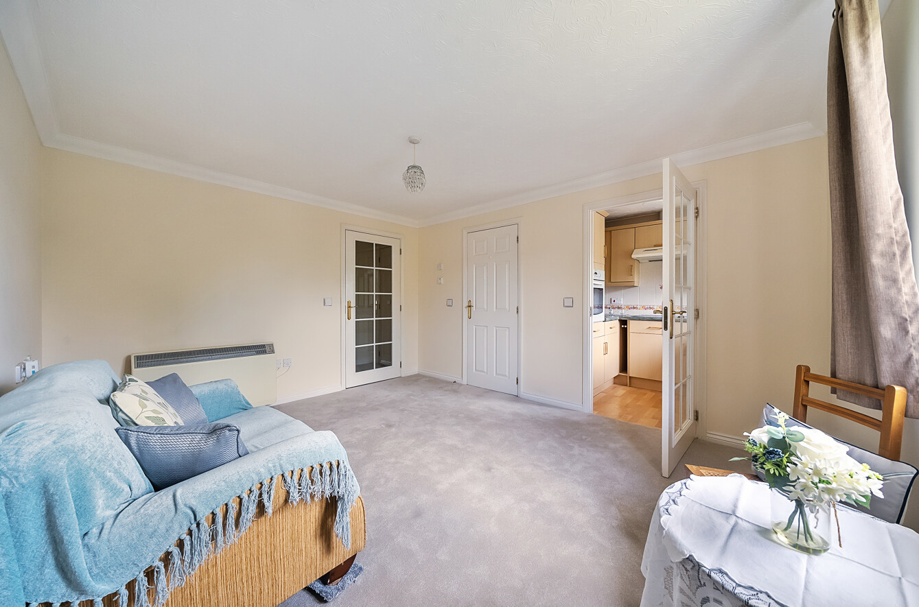 Alma Road, Romsey, Hampshire, SO51 - Charters