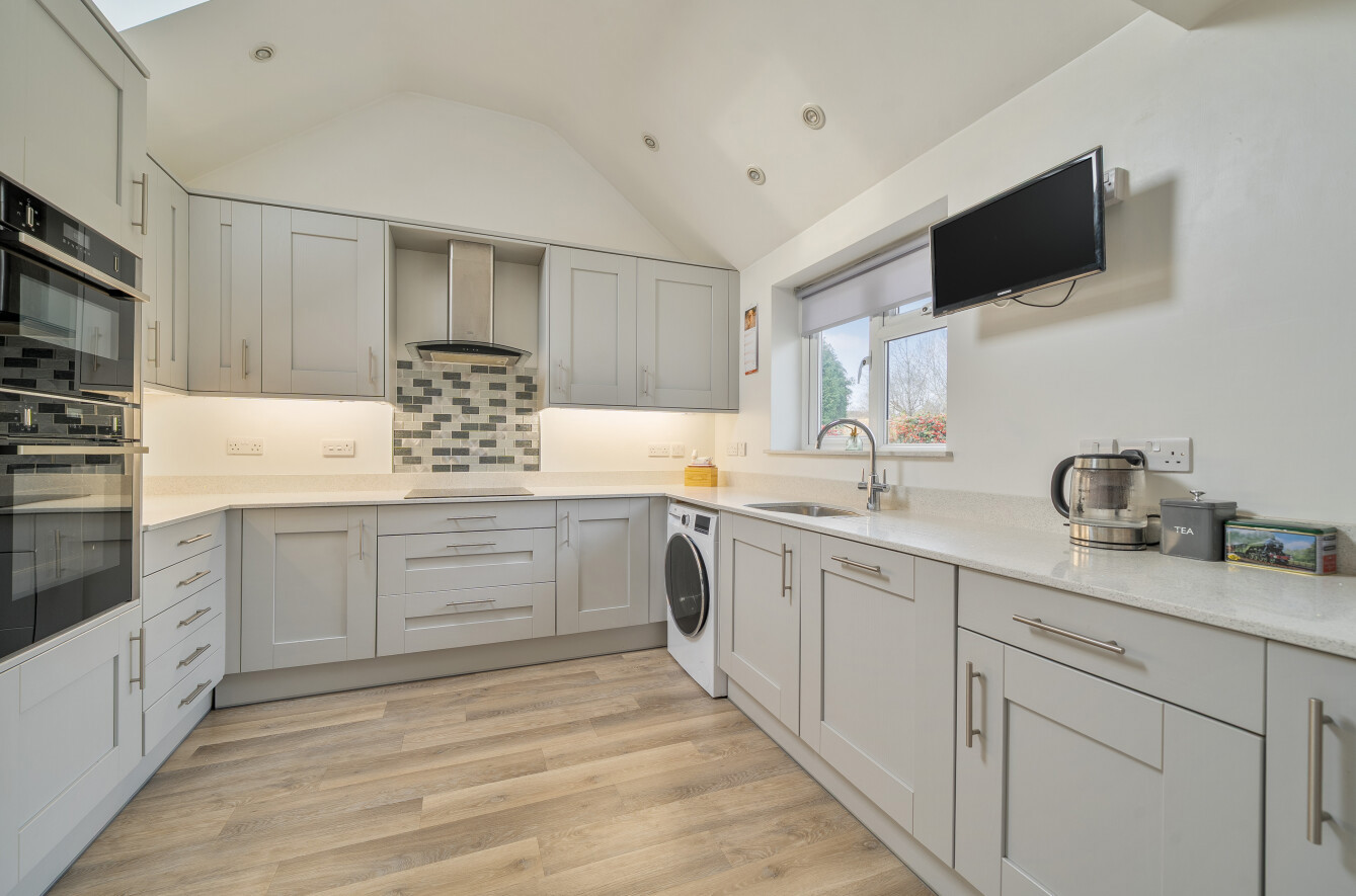 Romsey Road, Whiteparish, Salisbury, Wiltshire, SP5