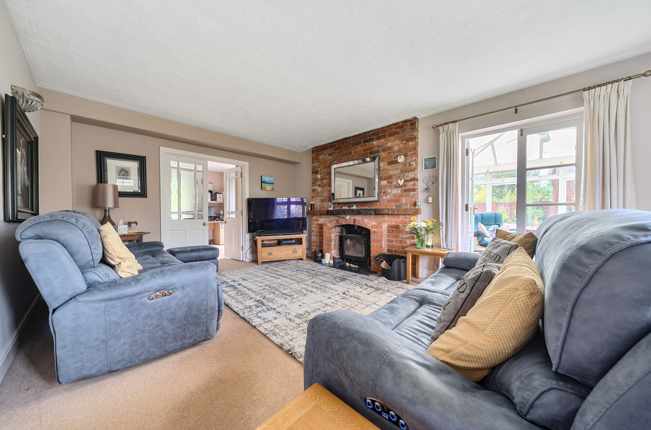 Salisbury Road, Plaitford, Romsey, Hampshire, SO51 - Charters