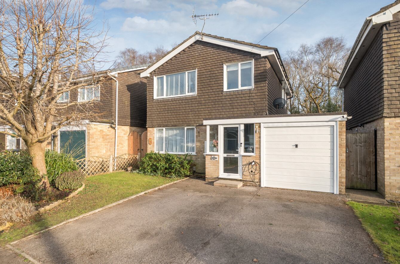Bracken Road, North Baddesley, Southampton, Hampshire, SO52 - Charters