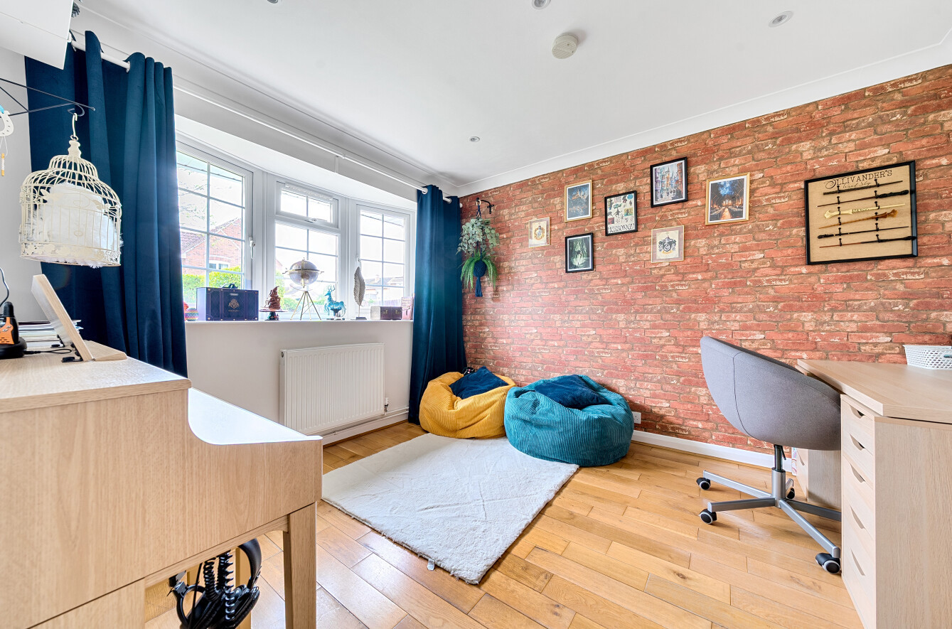 Highlands Way, Whiteparish, Salisbury, Wiltshire, SP5 - Charters