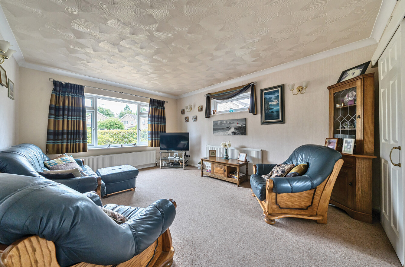 Barton Close, Romsey, Hampshire, SO51 - Charters