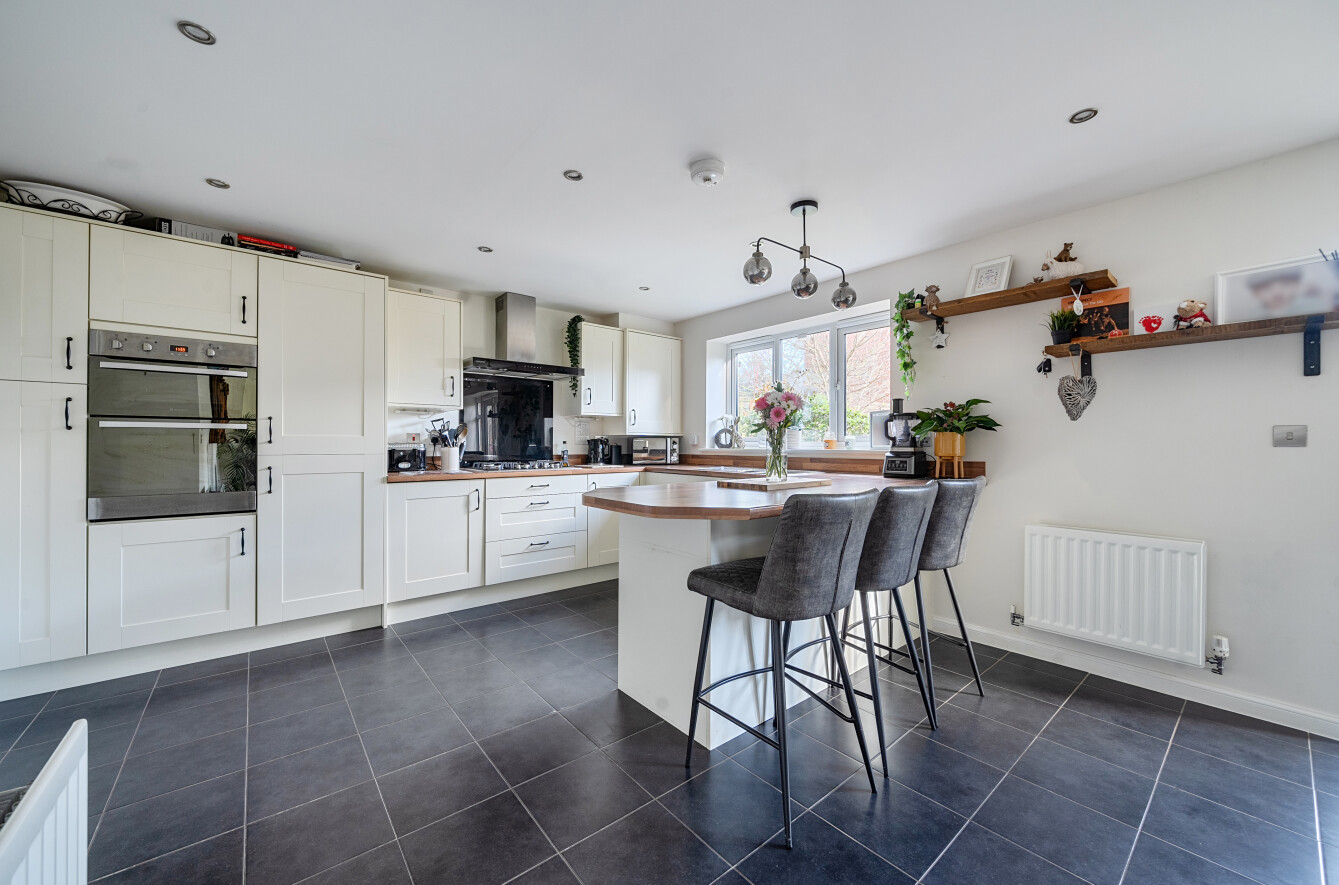 Ambrose Way, Romsey, Hampshire, SO51