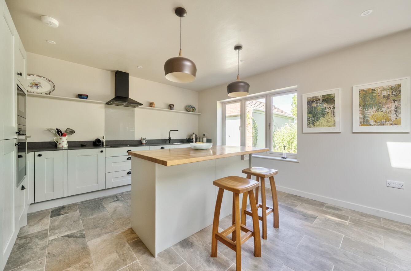 Sherfield English Road, Landford, Salisbury, Wiltshire, SP5 - Charters