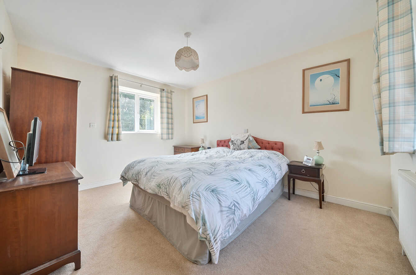 Lyndhurst Road, Landford, Salisbury, Wiltshire, SP5