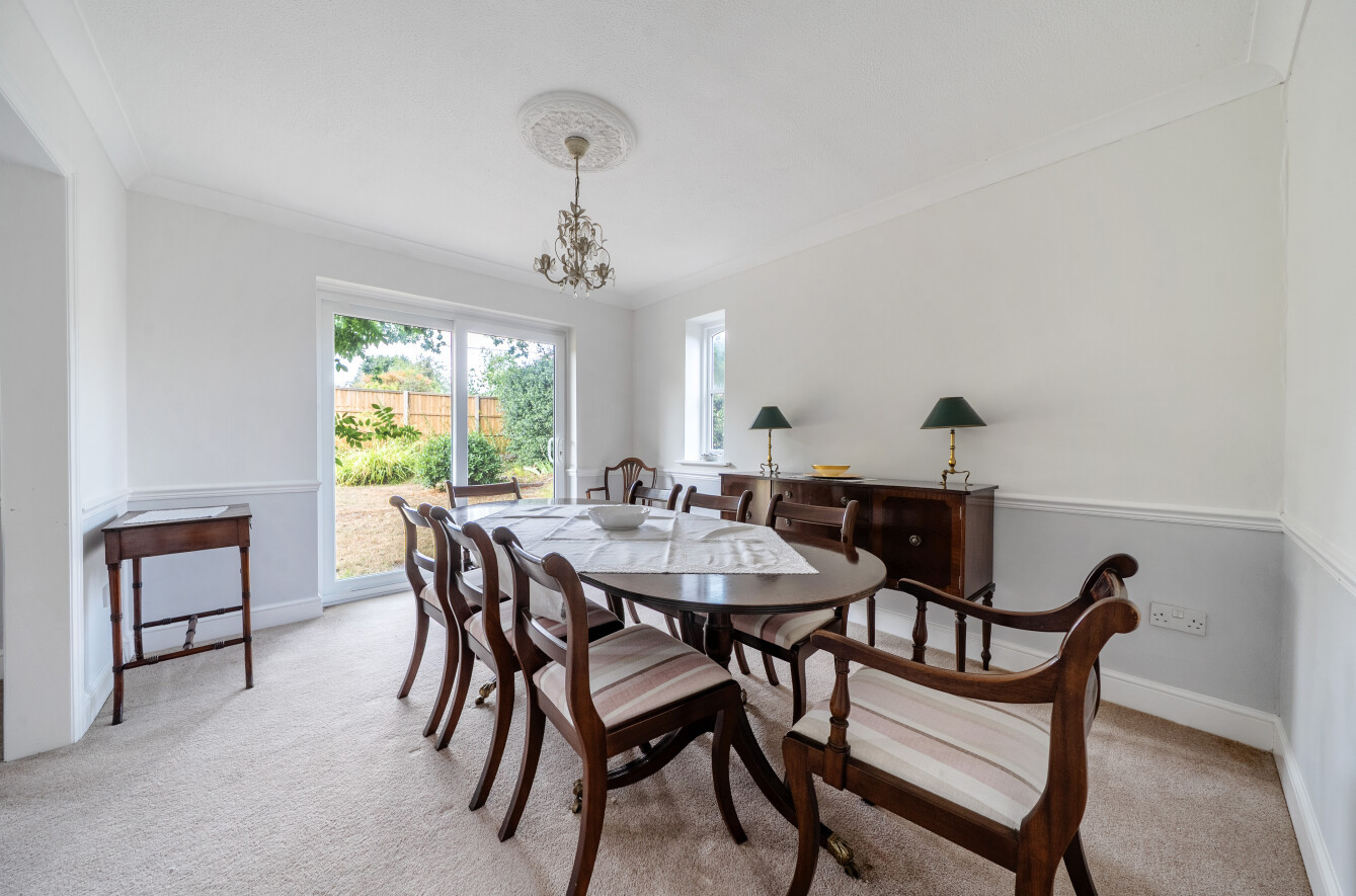 Gurnays Mead, West Wellow, Romsey, Hampshire, SO51 - Charters