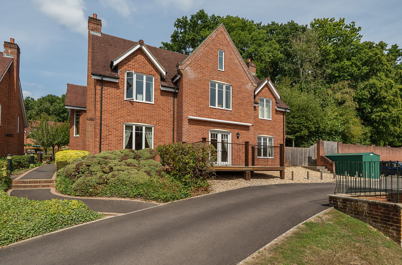 Salisbury Road, Sherfield English, Romsey, Hampshire, SO51