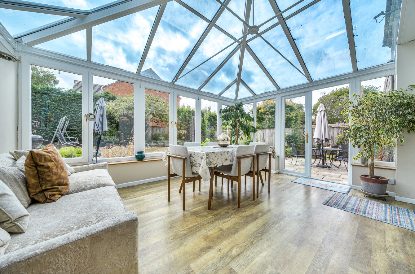 Woodley Lane, Romsey, Hampshire, SO51 - Charters