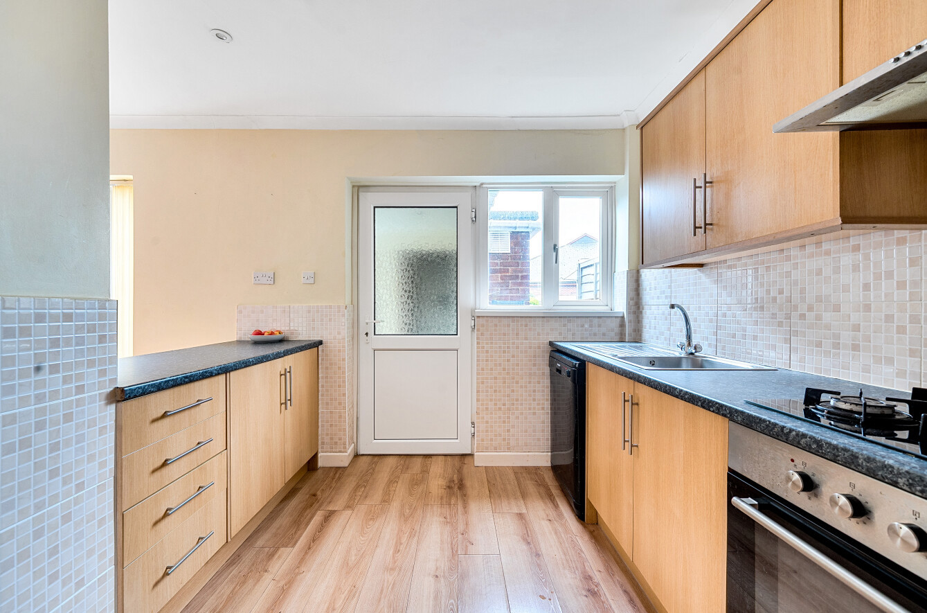 Mountbatten Avenue, Romsey, Hampshire, SO51 - Charters