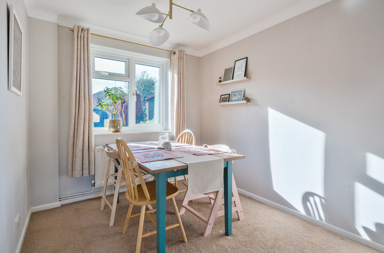 Sydmanton Road, Romsey, Hampshire, SO51 - Charters