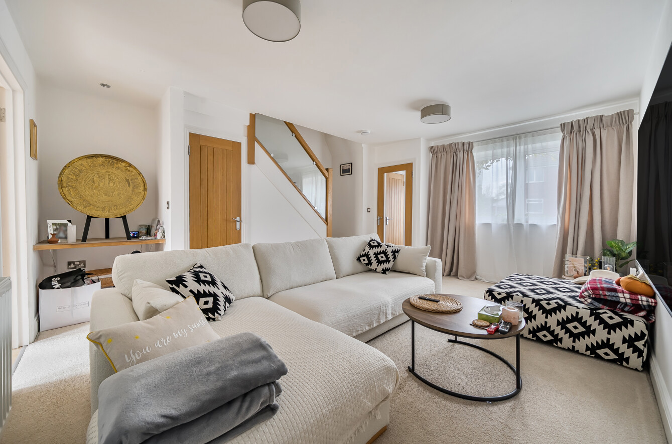 Monks Way, Eastleigh, Hampshire, SO50 Monks Way, Eastleigh, Hampshire, SO50 - Charters