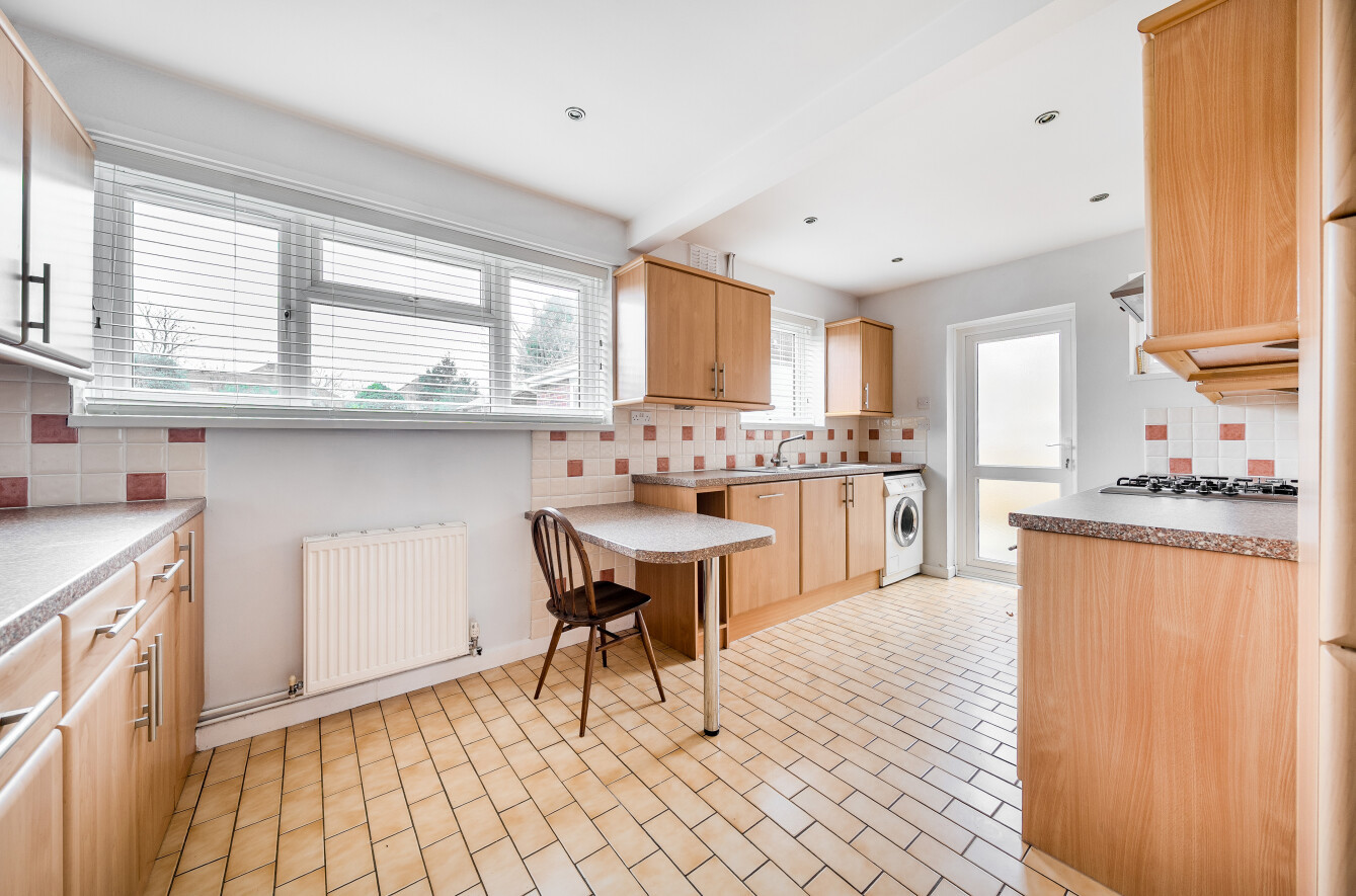 Rownhams Lane, North Baddesley, Southampton, Hampshire, SO52 - Charters