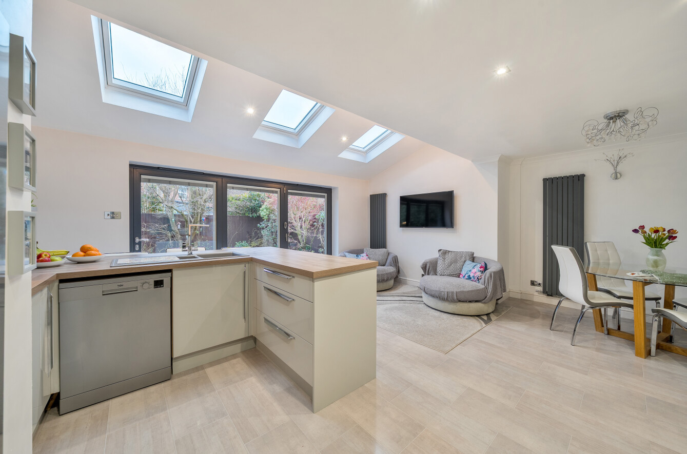 Teal Close, Totton, Hampshire, SO40 - Charters