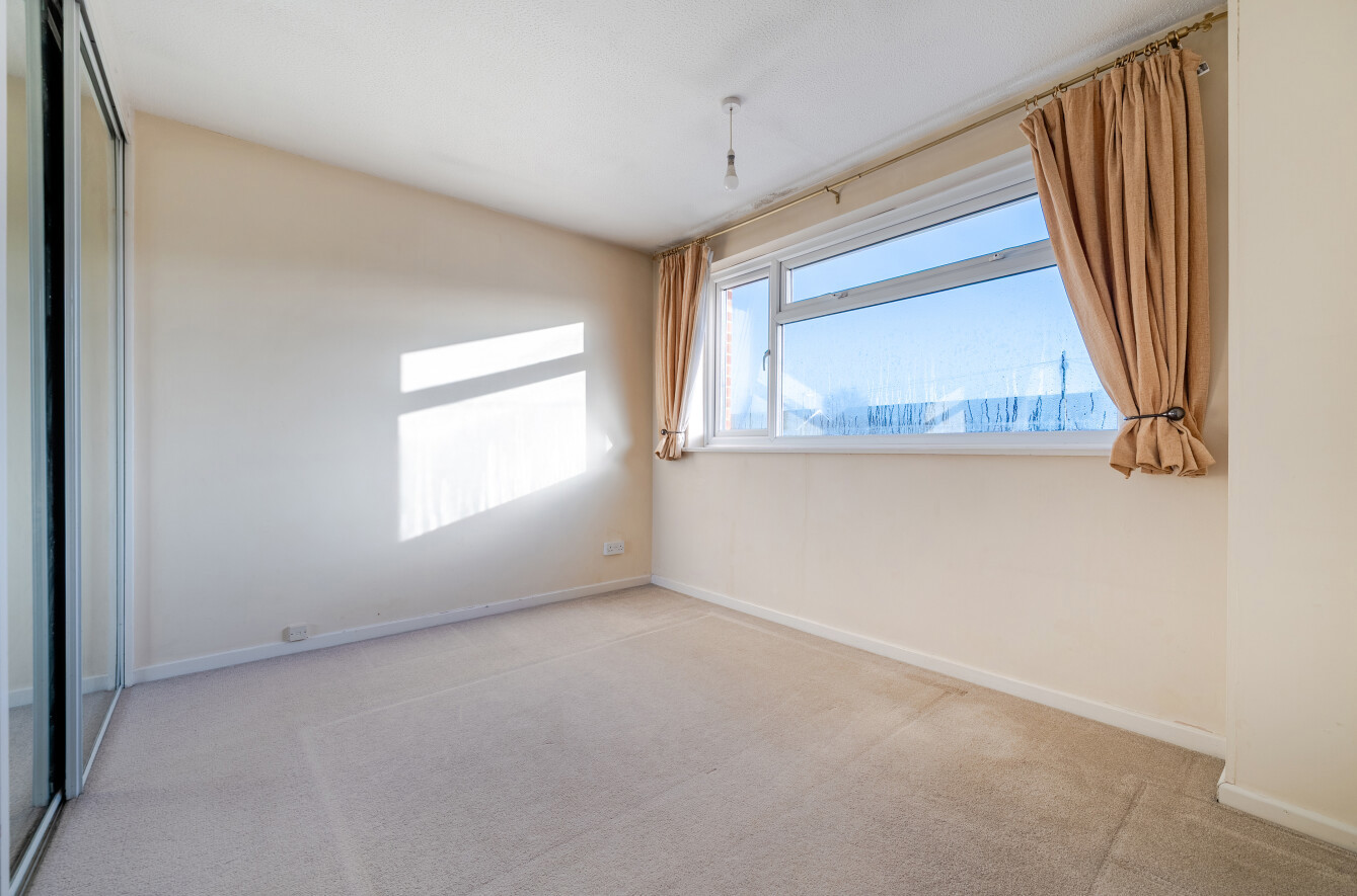 Stapleford Close, Romsey, Hampshire, SO51 Stapleford Close, Romsey, Hampshire, SO51 - Charters