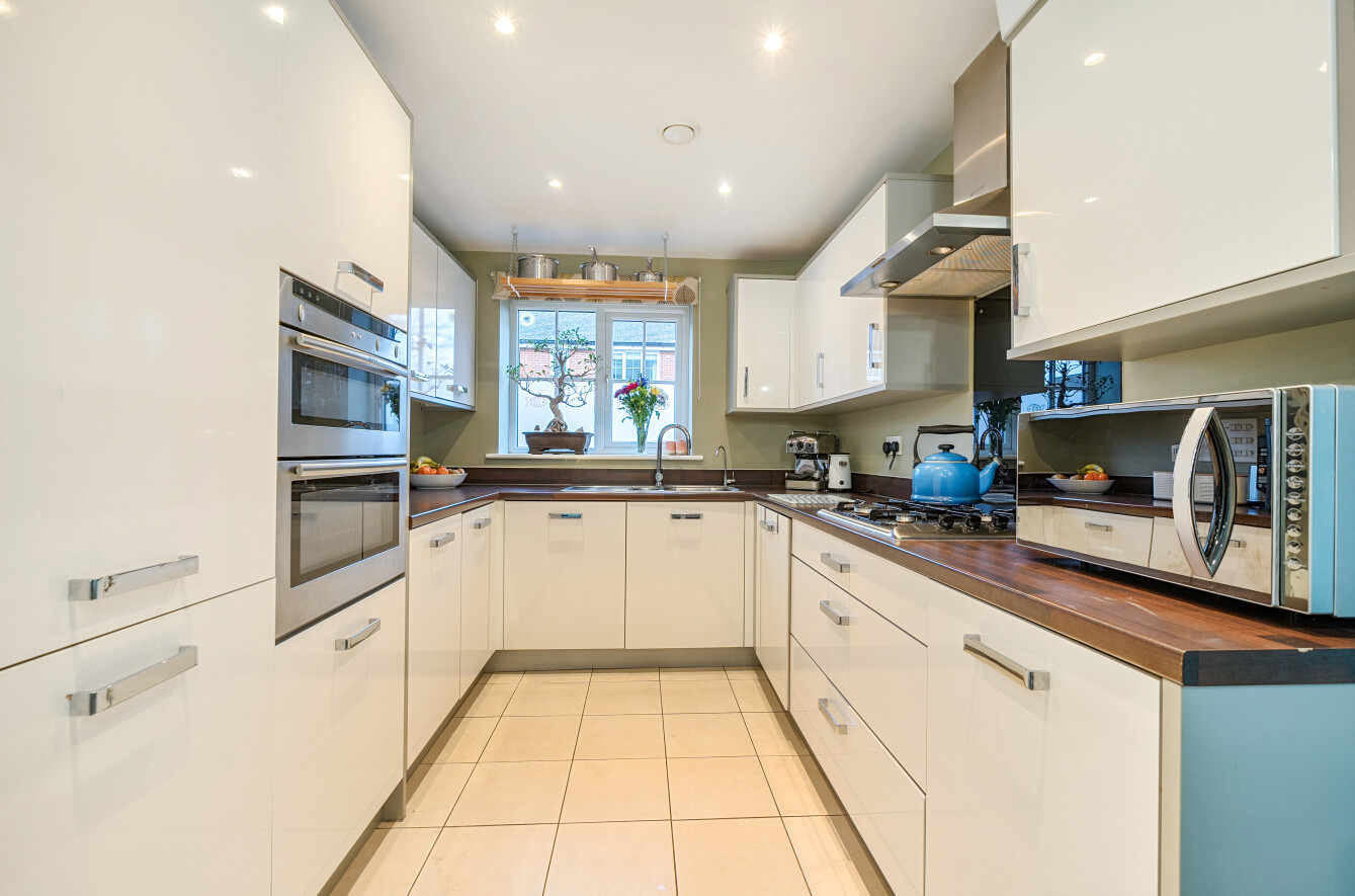 Wadham Close, Romsey, Hampshire, SO51 Wadham Close, Romsey, Hampshire, SO51 - Charters