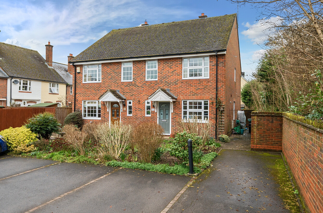 Middlebridge Street, Romsey, Hampshire, SO51 Middlebridge Street, Romsey, Hampshire, SO51 - Charters