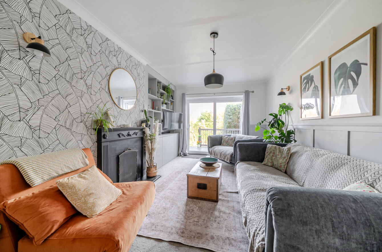 Moot Gardens, Downton, Salisbury, Wiltshire, SP5 Moot Gardens, Downton, Salisbury, Wiltshire, SP5 - Charters