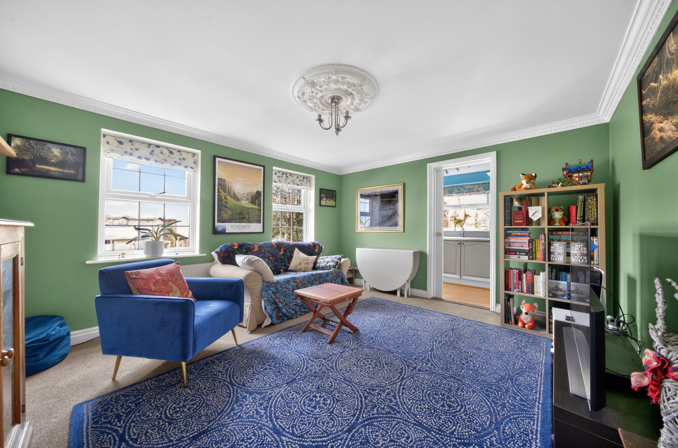 Grosvenor Court, Montfort Close, Romsey, SO51 Grosvenor Court, Montfort Close, Romsey, SO51 - Charters