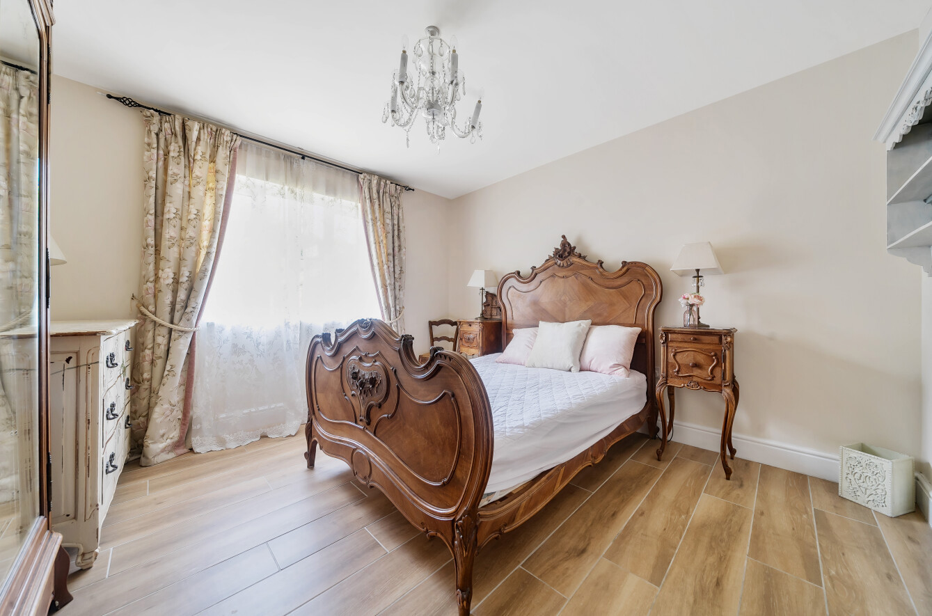 Romsey Road, East Wellow, Romsey, Hampshire, SO51 - Charters