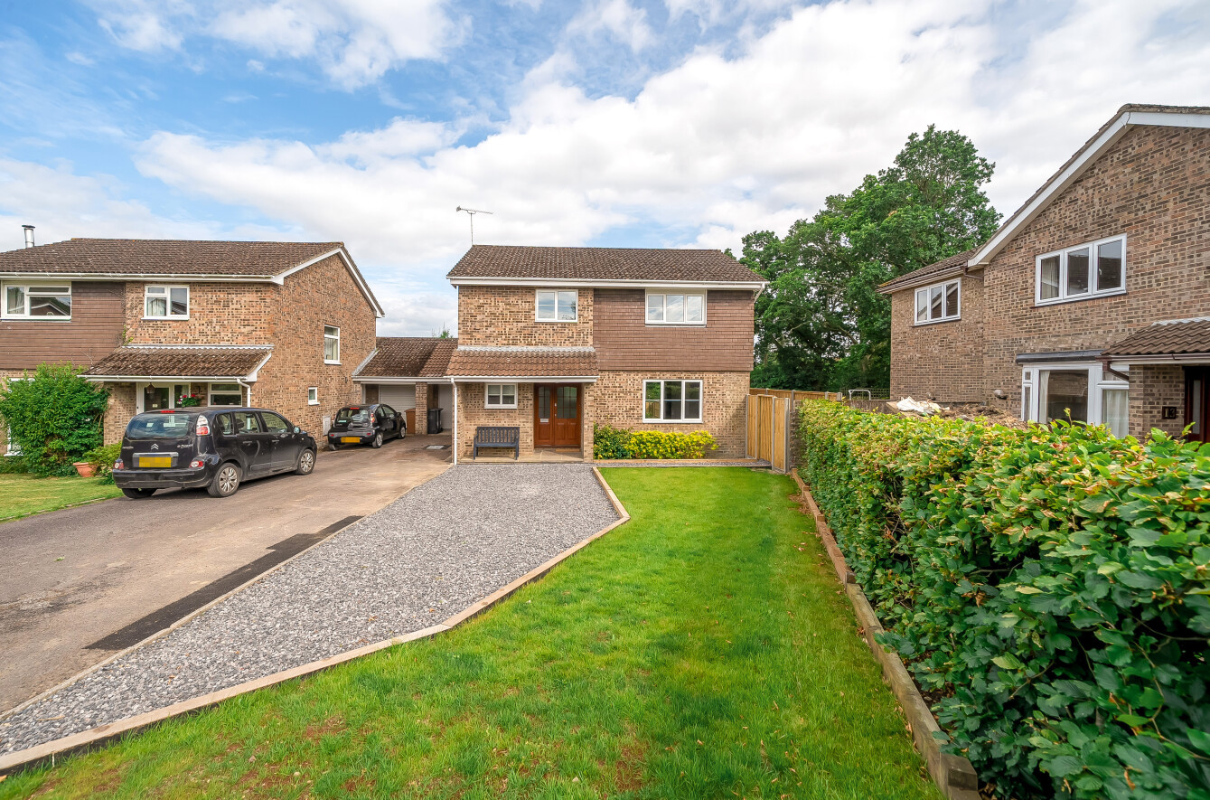 Barnes Close, West Wellow, Romsey, Hampshire, SO51