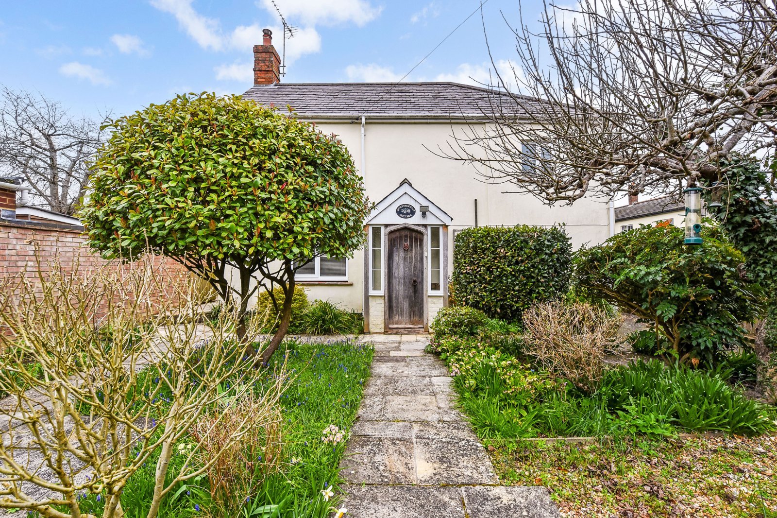 Paynes Lane, Broughton, Stockbridge, Hampshire, SO20 - Charters