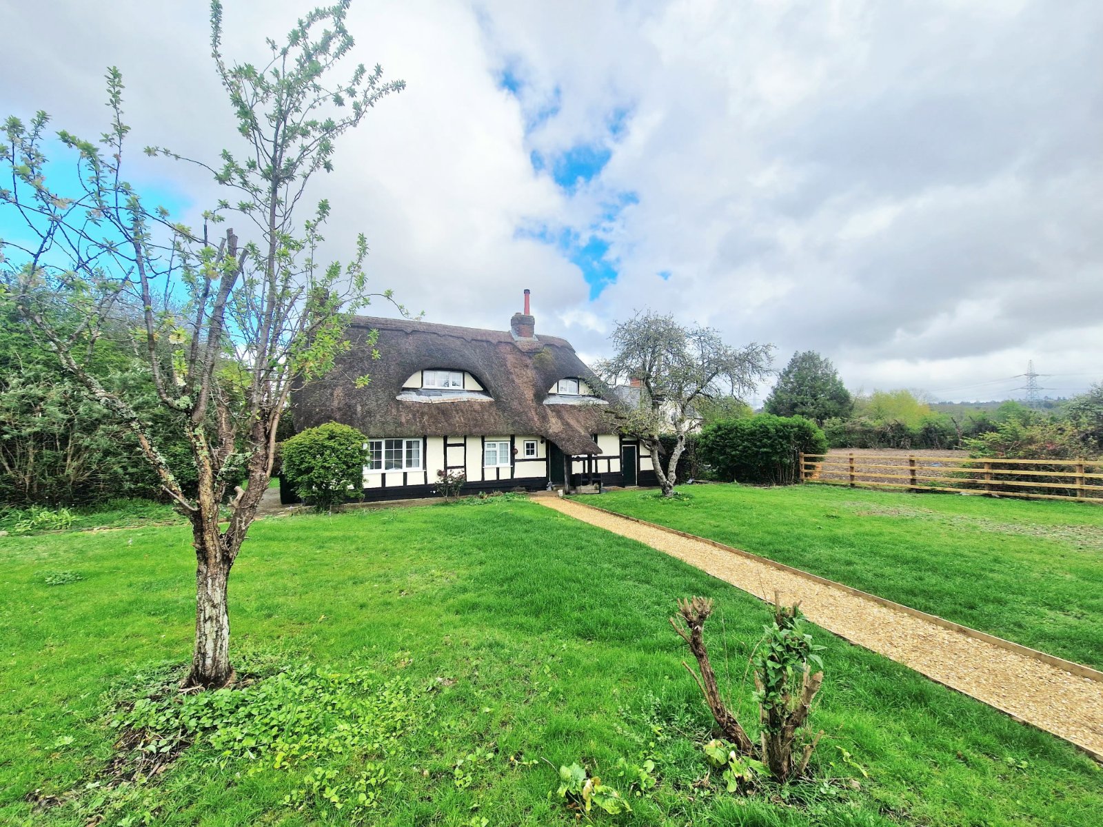 Lee Lane, Lee, Romsey, Hampshire, SO51 - Charters