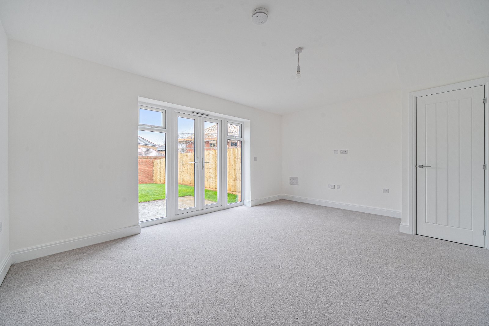 Egret Way, Fordingbridge, Hampshire, SP6 - Charters