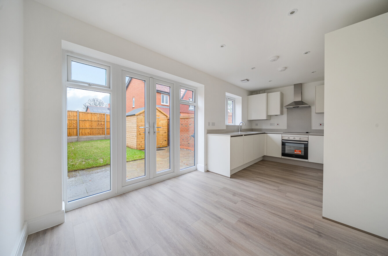 Egret Way, Fordingbridge, Hampshire, SP6 - Charters