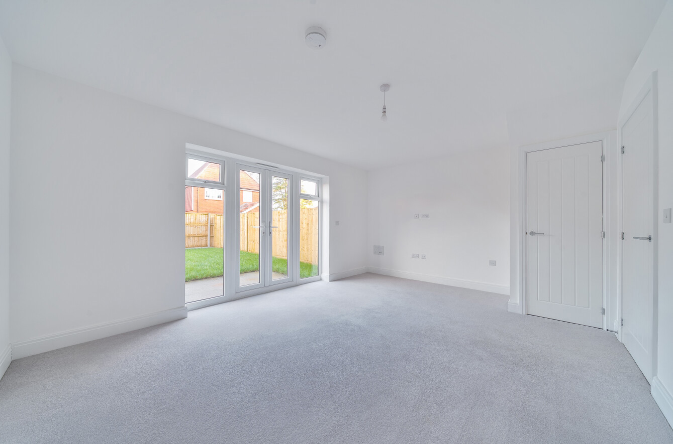 Egret Way, Fordingbridge, Hampshire, SP6 - Charters