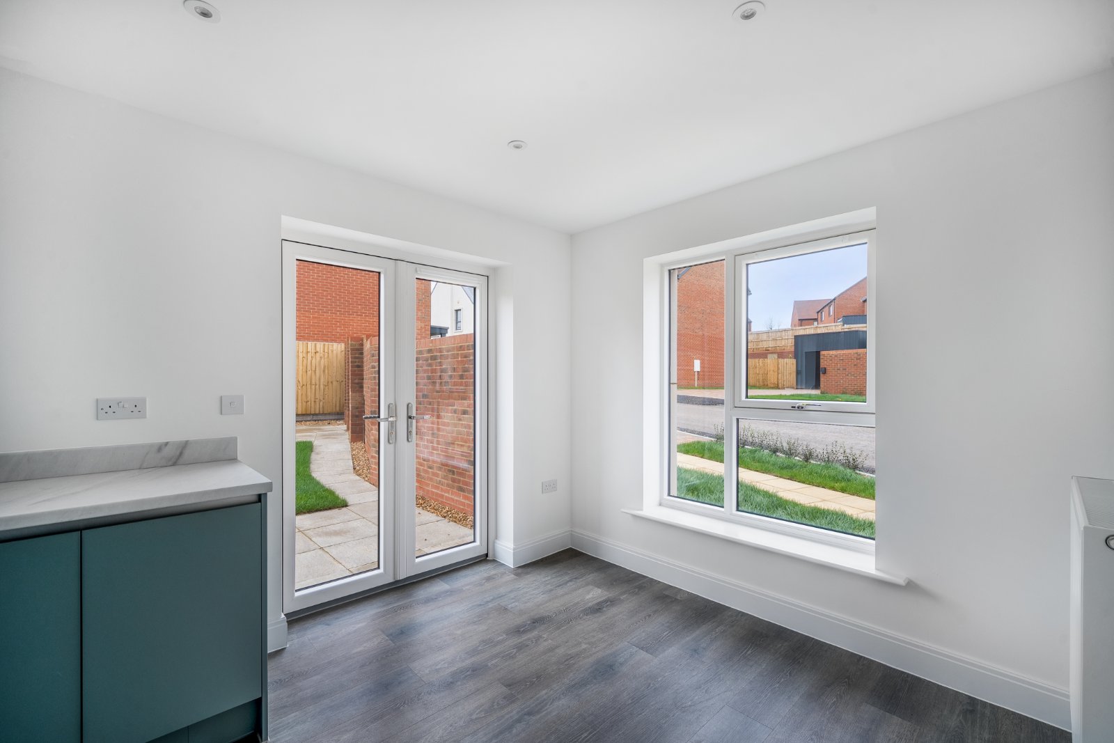 Oakwood Park, Wimborne Minster, Dorest, BH21 - Charters