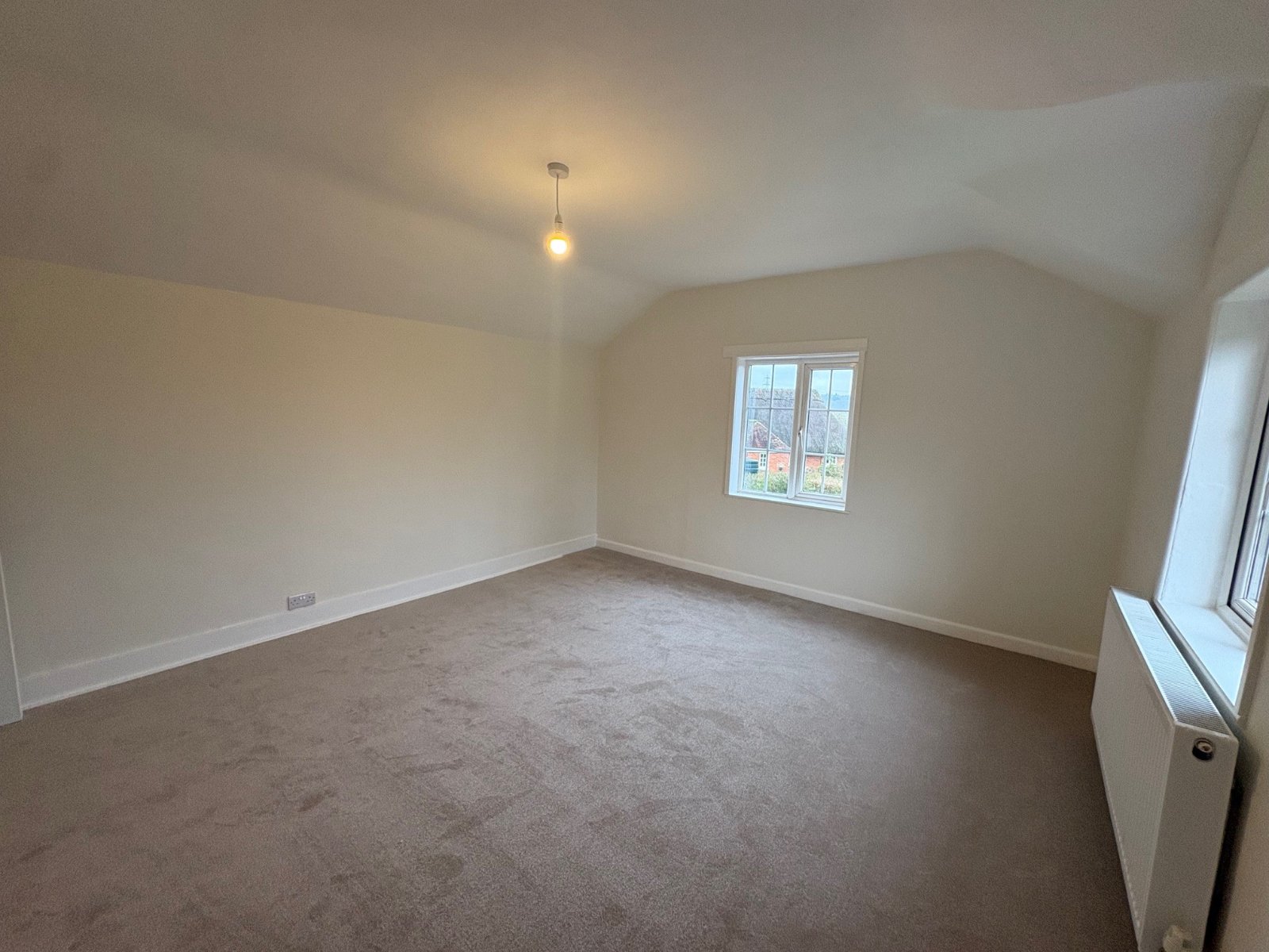 Lee Lane, Lee, Romsey, Hampshire, SO51 - Charters