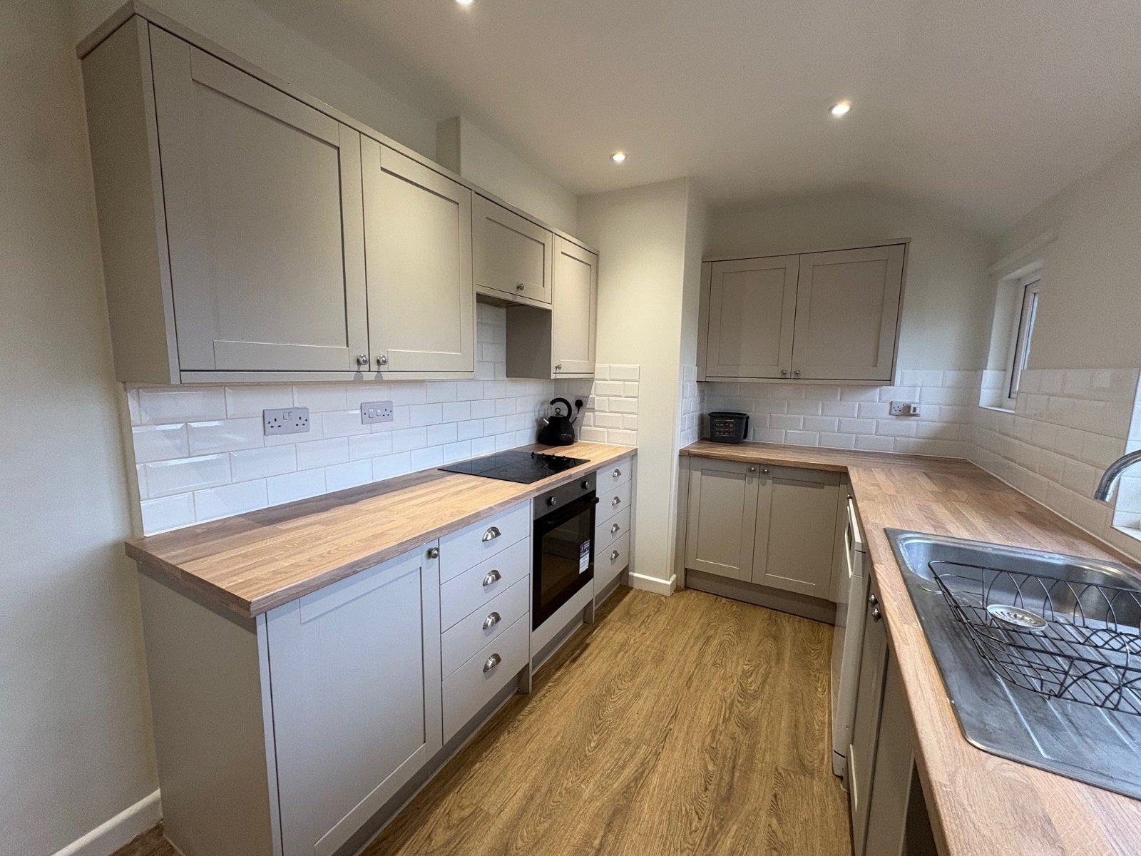 Lee Lane, Lee, Romsey, Hampshire, SO51 - Charters